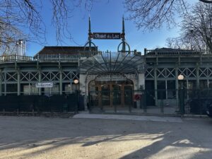 Une certification ISO 14001 pour le Chalet du Lac à Paris 75