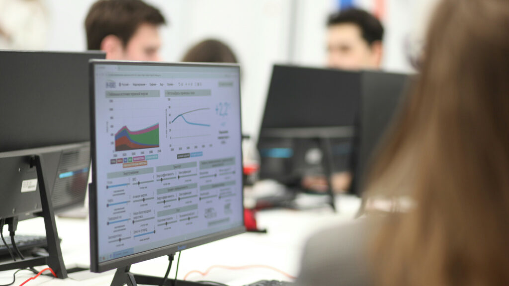 Maintenance préventive et certification QSE : pourquoi les auditeurs regardent votre GMAO ?